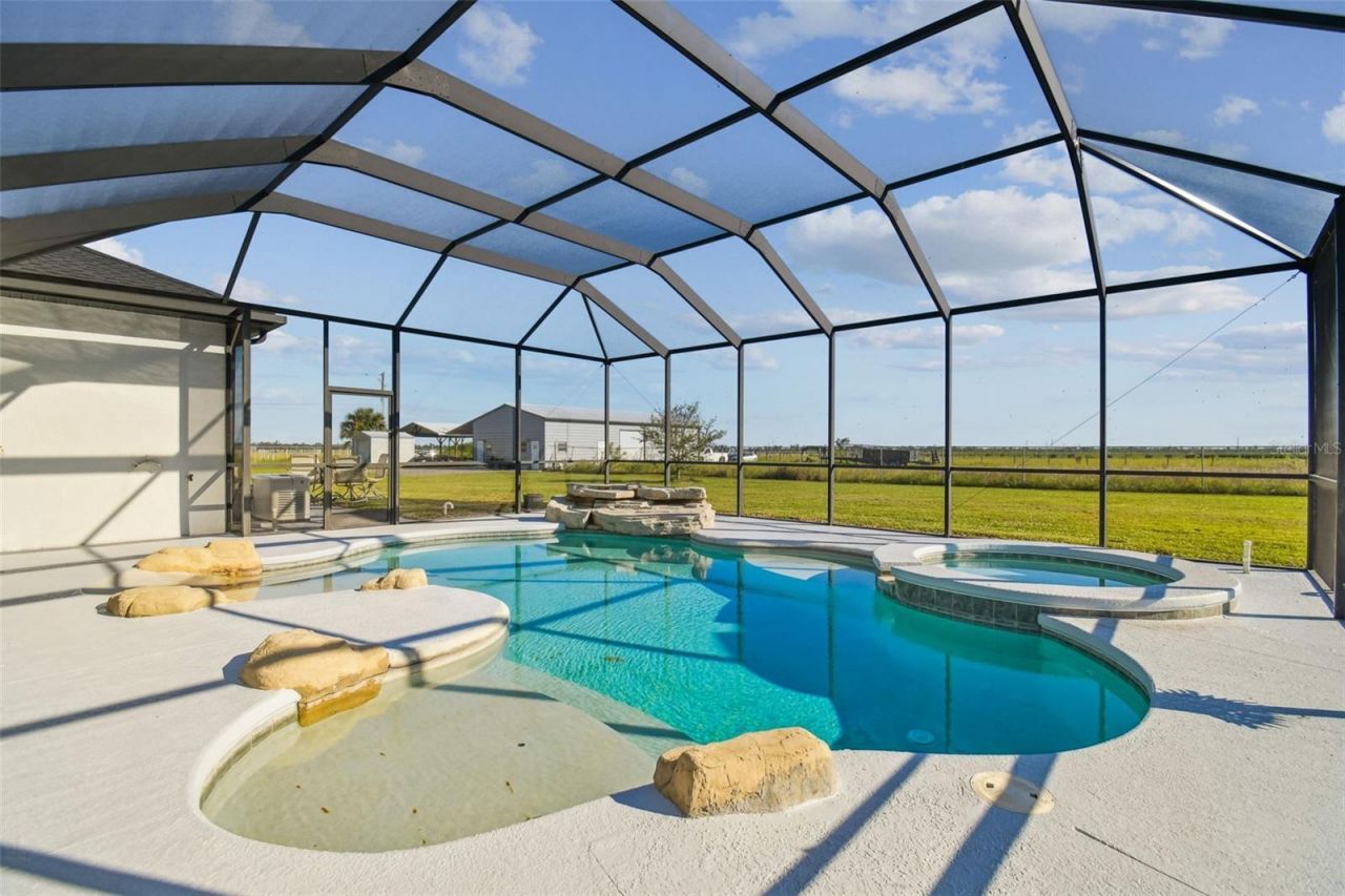 15639 Seth Country Lane, Wimauma, FL 33598 Photo