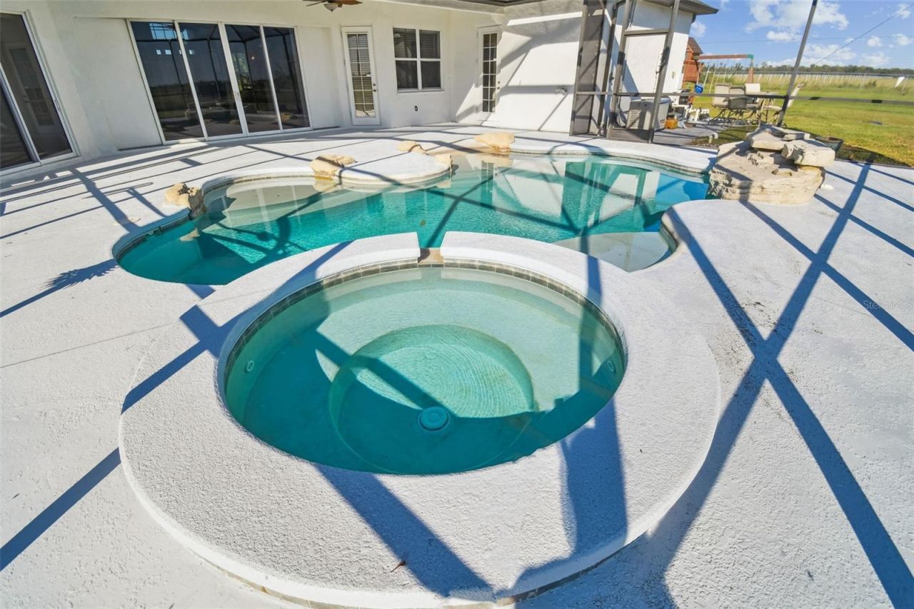15639 Seth Country Lane, Wimauma, FL 33598 Photo
