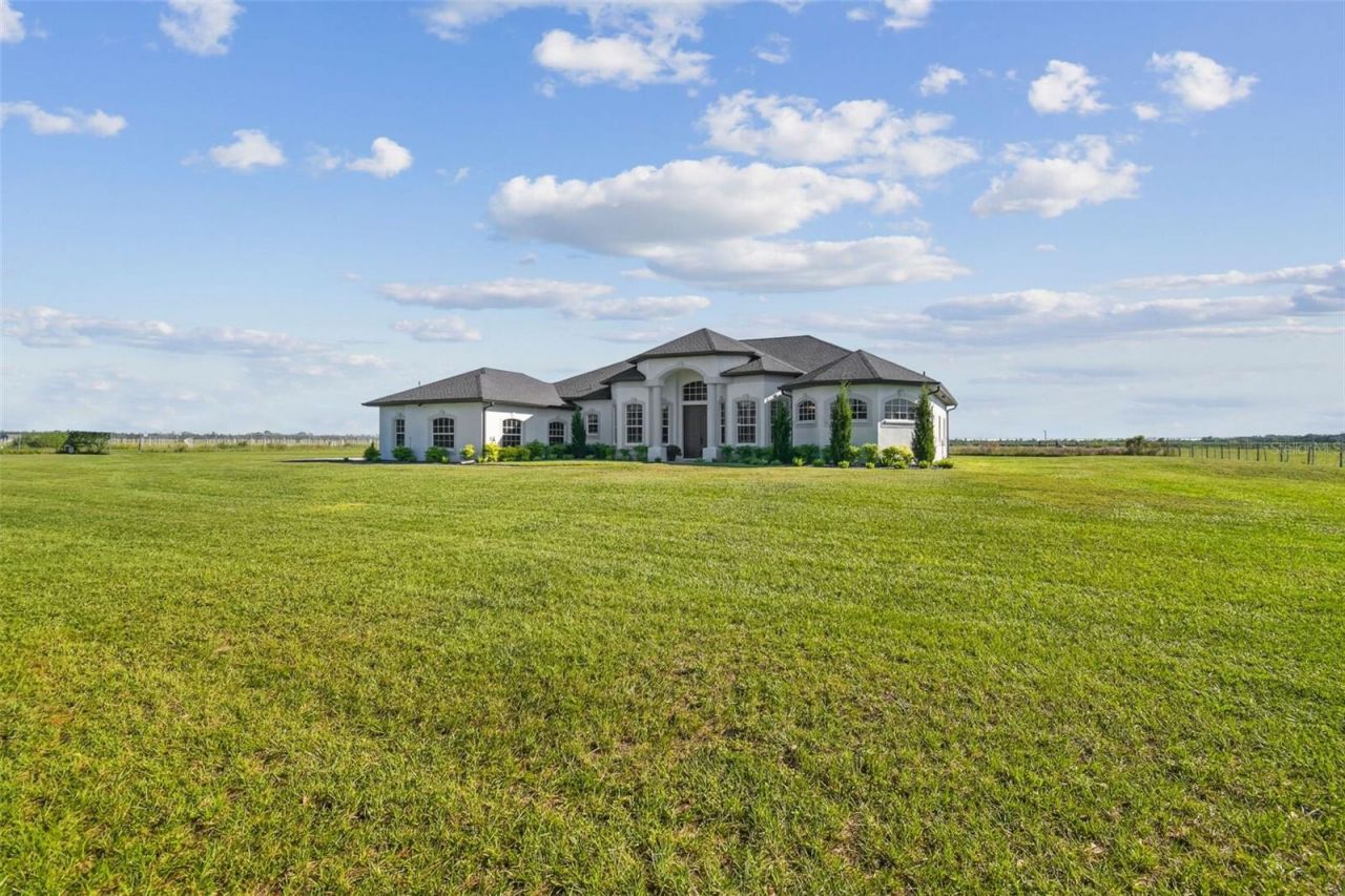 15639 Seth Country Lane, Wimauma, FL 33598 Photo