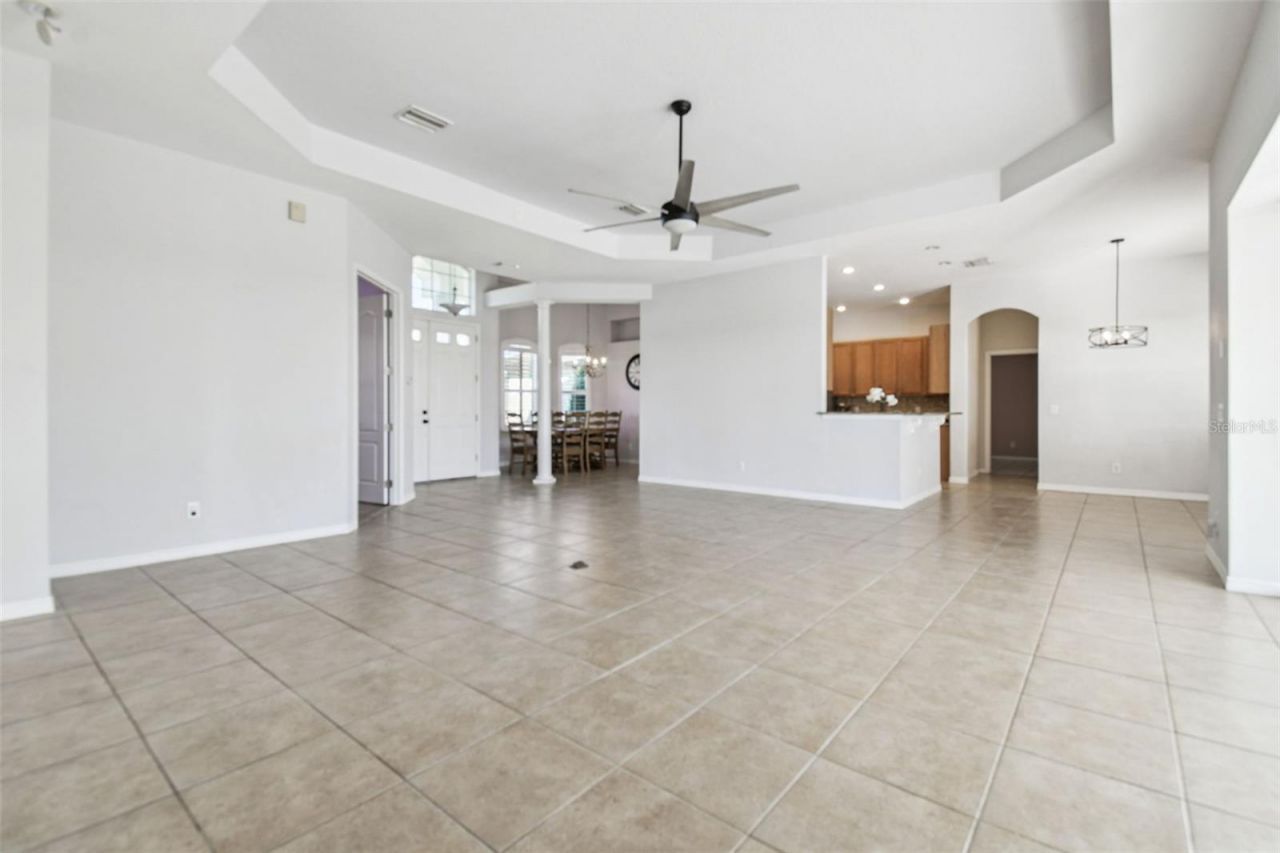 15639 Seth Country Lane, Wimauma, FL 33598 Photo