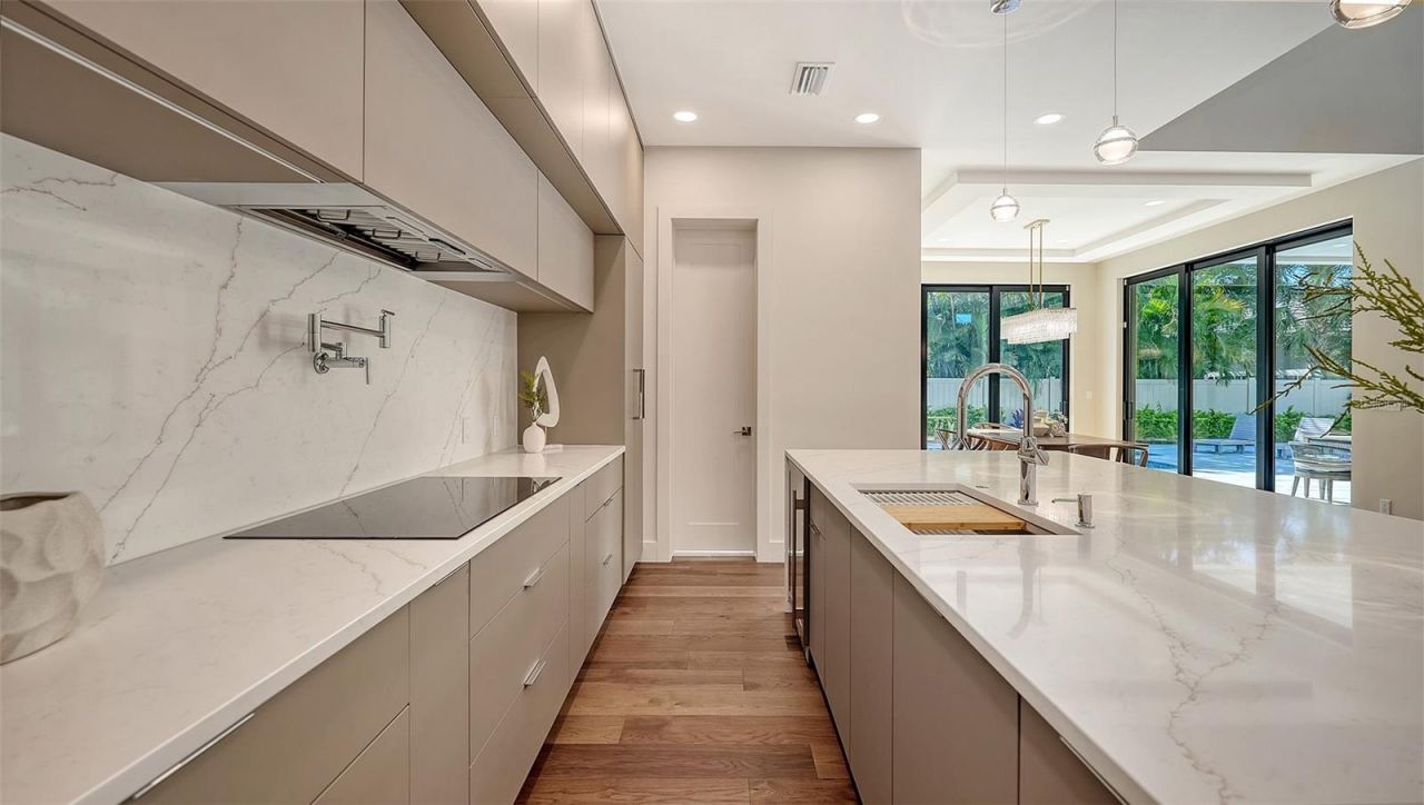 1966 Wisteria Street, Sarasota, FL 34239 Photo