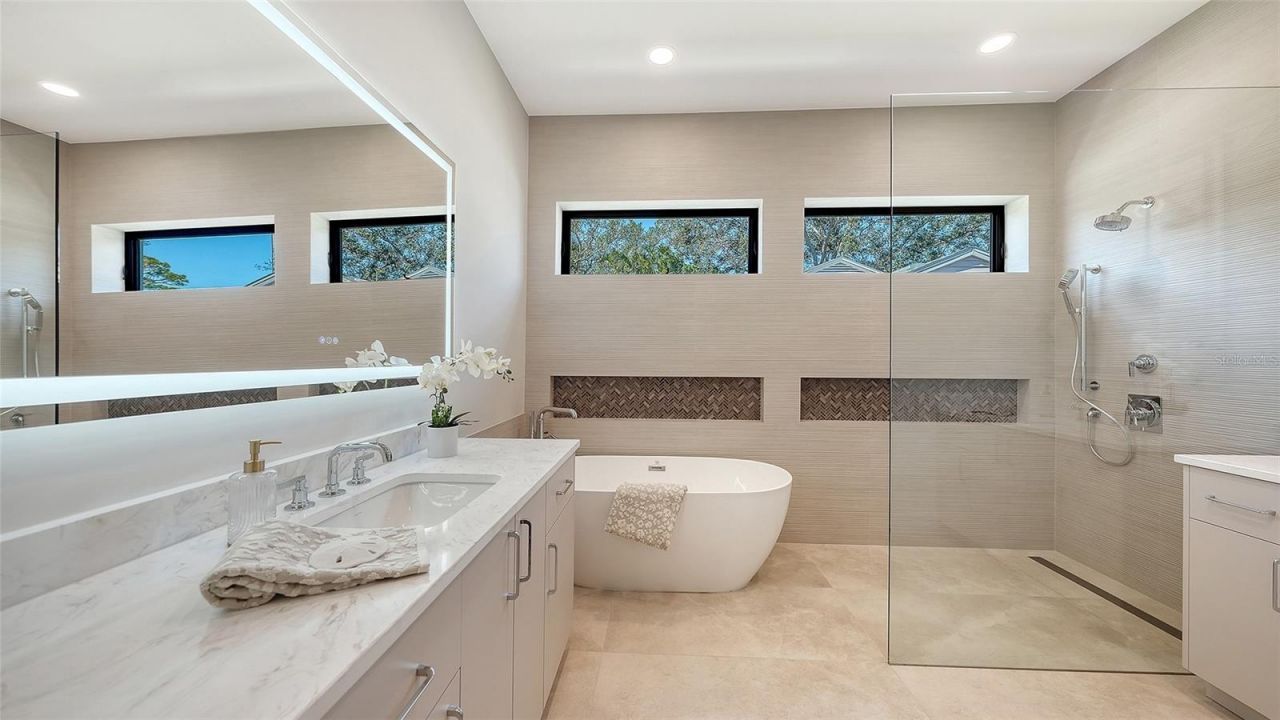 1966 Wisteria Street, Sarasota, FL 34239 Photo