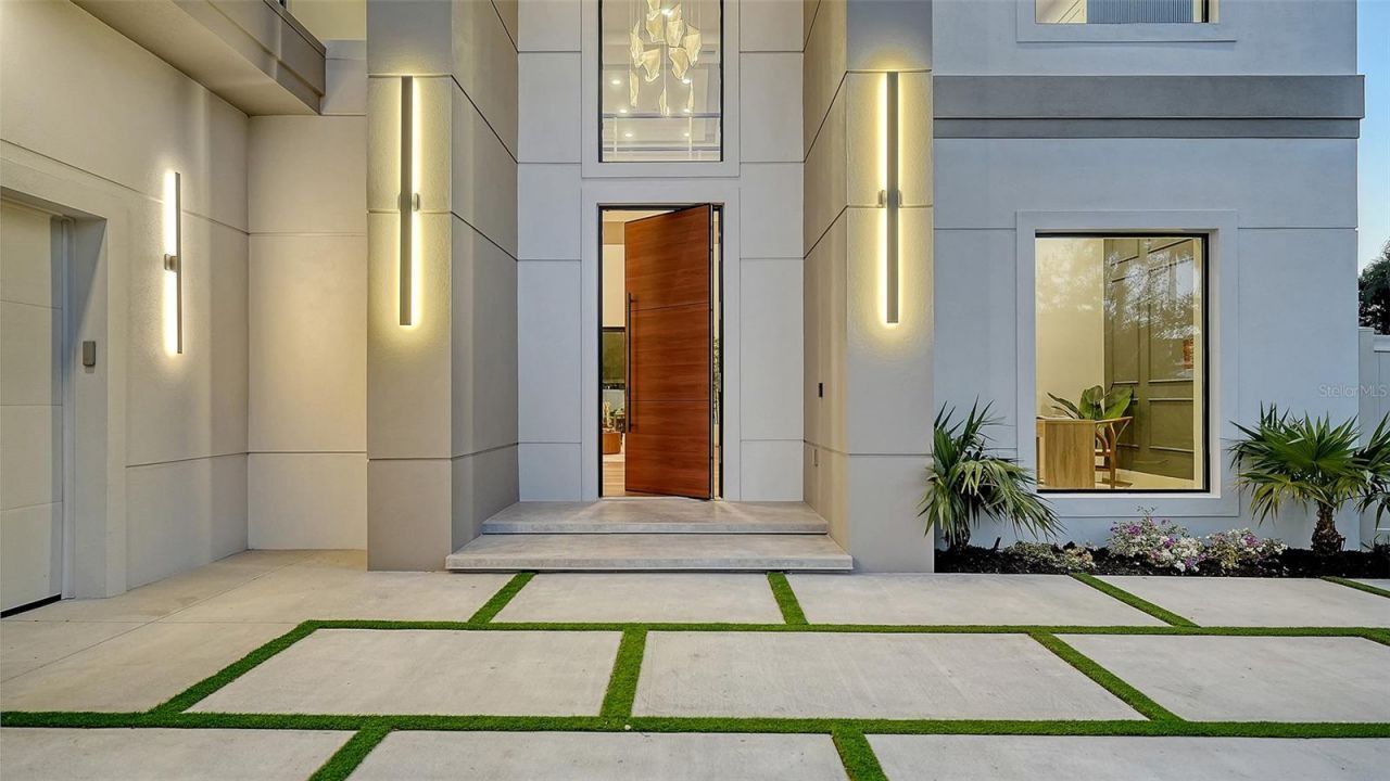 1966 Wisteria Street, Sarasota, FL 34239 Photo