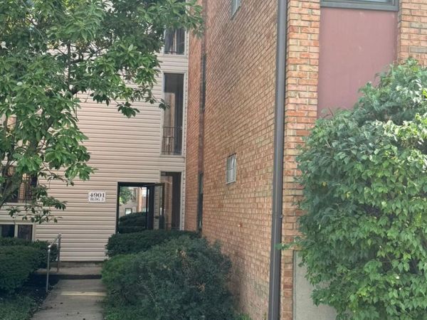 4901 Chalet Drive, Unit 303, St Bernard, OH 45217