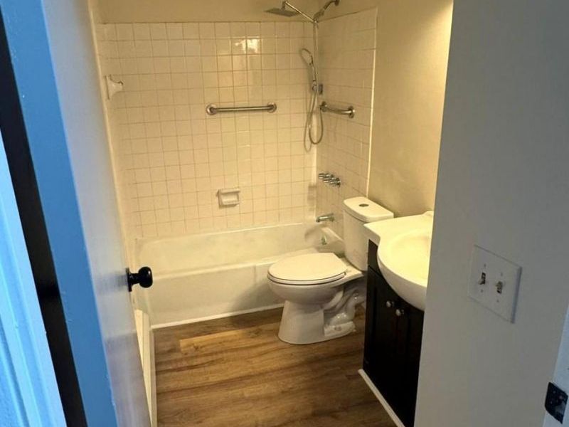 4901 Chalet Drive, Unit 303, Saint Bernard, OH 45217 Photo 11