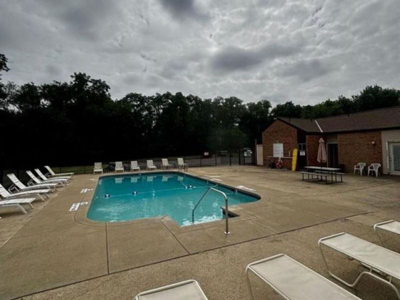 4901 Chalet Drive, Unit 303, Saint Bernard, OH 45217 Photo 24