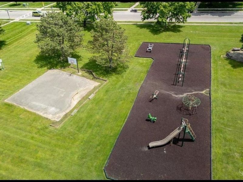 4901 Chalet Drive, Unit 303, Saint Bernard, OH 45217 Photo 26