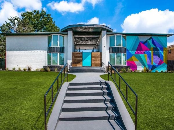 5106 Live Oak Street , Dallas, TX 75206