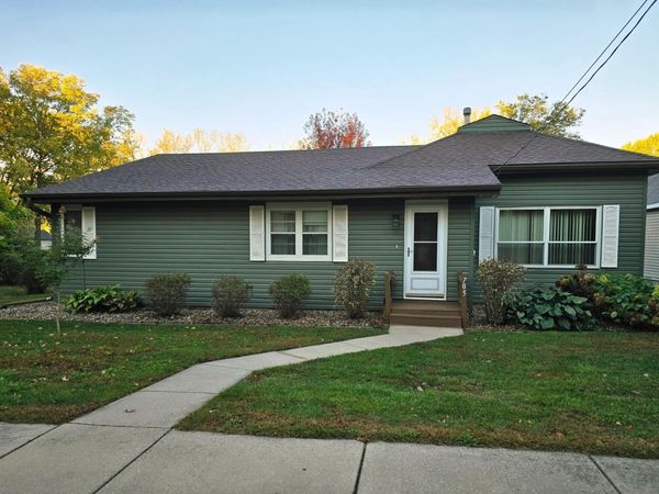 705 1st Street N, Waterville, MN 56096