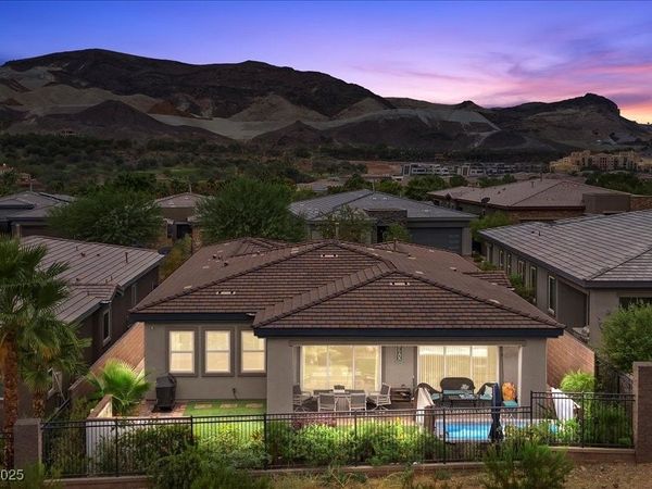 12 Reflection Cove Drive, Henderson, NV 89011