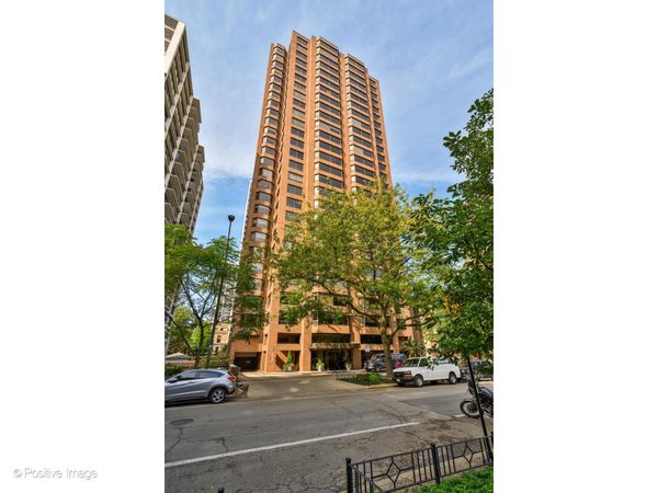 1410 N State Parkway, Unit 27A, Chicago, IL 60610