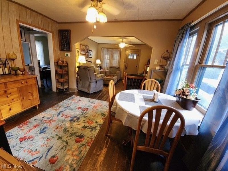 451 Allenford Street, Barberton, OH 44314 Photo 2