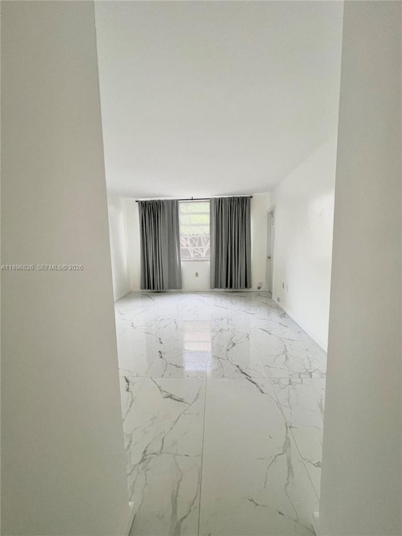 1710 NE 191st St, Unit 307-3, Miami, FL 33179 Photo