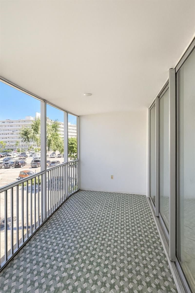 1710 NE 191st St, Unit 307-3, Miami, FL 33179 Photo