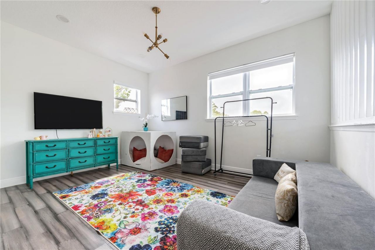 350 28th Street S, Saint Petersburg, FL 33712 Photo