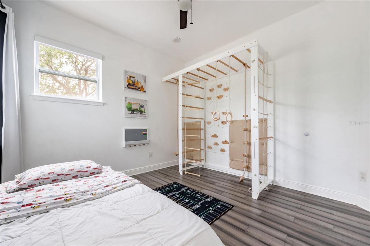 350 28th Street S, Saint Petersburg, FL 33712 Photo