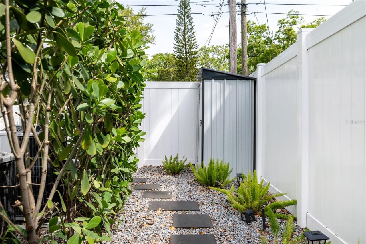 350 28th Street S, Saint Petersburg, FL 33712 Photo