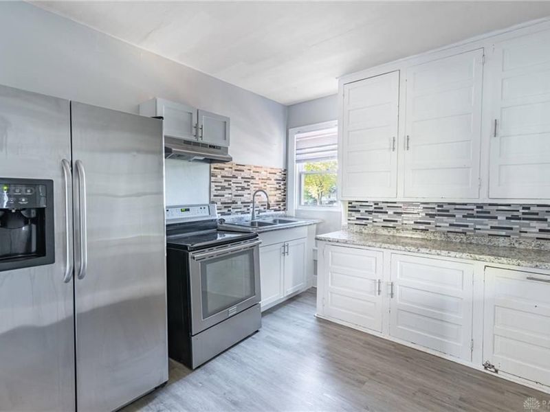 209 W Main Street, Trotwood, OH 45426 Photo 6