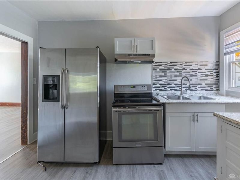 209 W Main Street, Trotwood, OH 45426 Photo 8