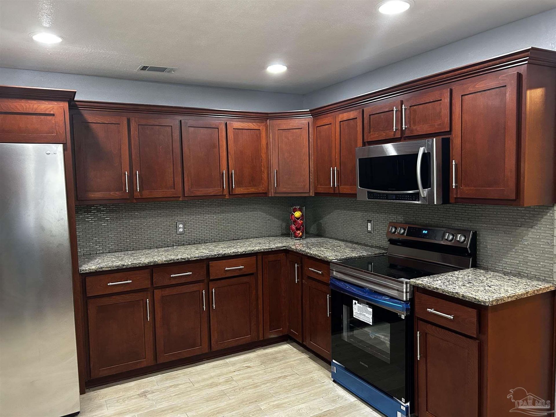 7911 Burstaff Rd, Pensacola, FL 32514 Main Photo