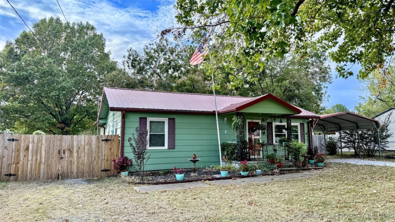 907 Kershaw Drive, Muskogee, OK 74401 Main Photo