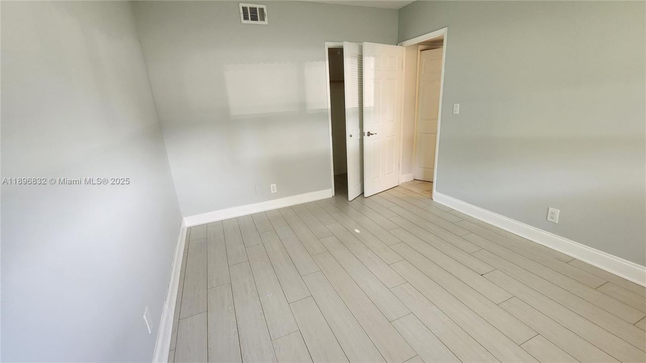 981 Hillcrest Ct, Unit 114, Hollywood, FL 33021 Photo