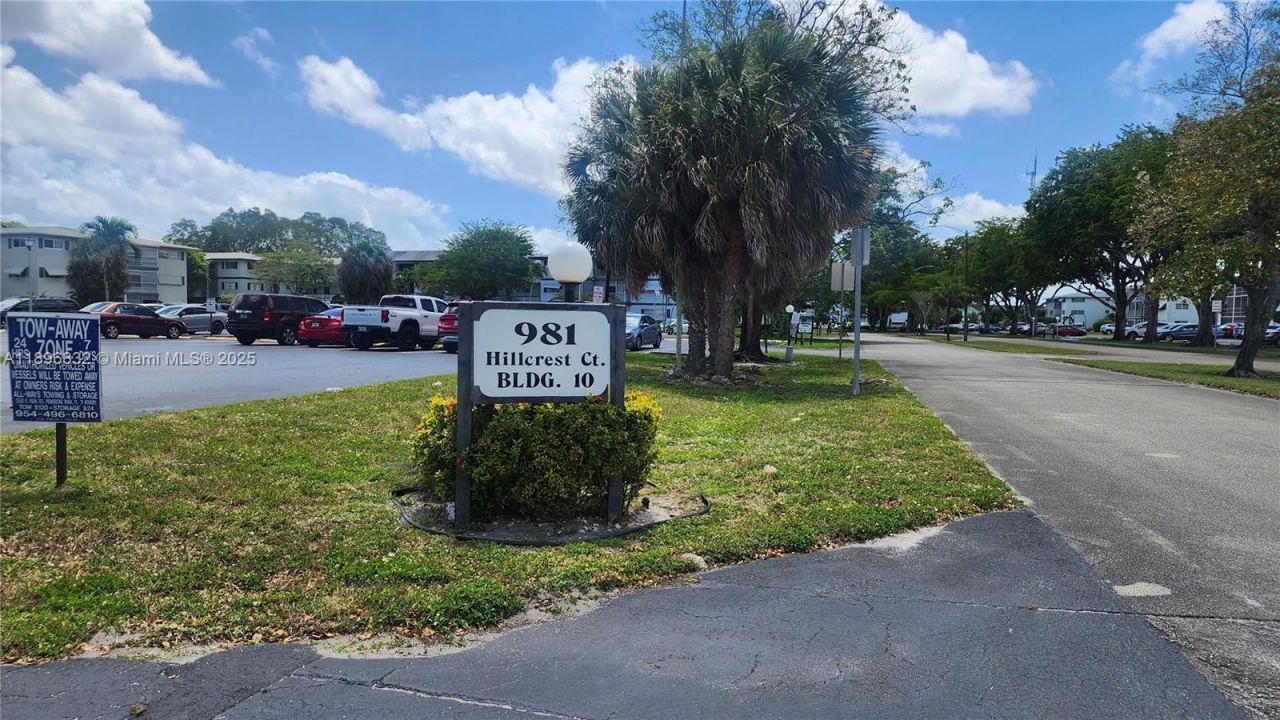 981 Hillcrest Ct, Unit 114, Hollywood, FL 33021 Photo