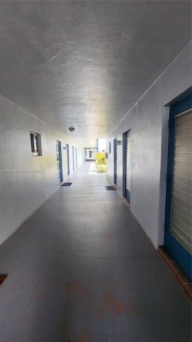 981 Hillcrest Ct, Unit 114, Hollywood, FL 33021 Photo