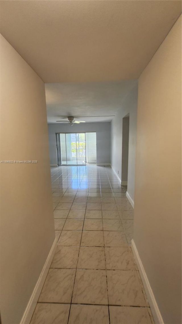 981 Hillcrest Ct, Unit 114, Hollywood, FL 33021 Photo