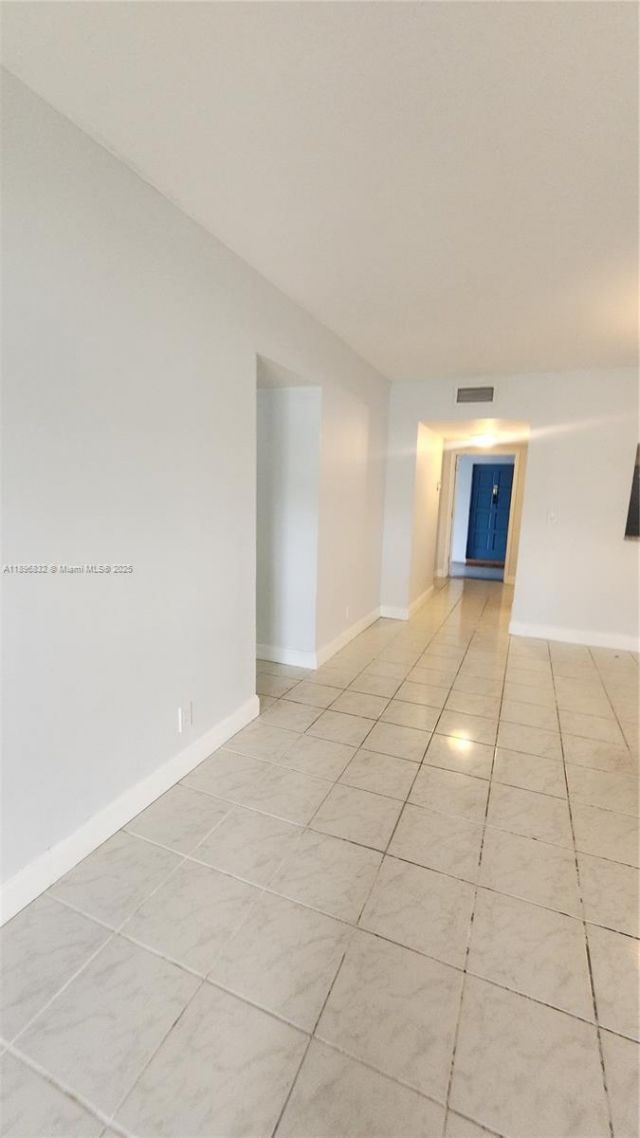 981 Hillcrest Ct, Unit 114, Hollywood, FL 33021 Photo