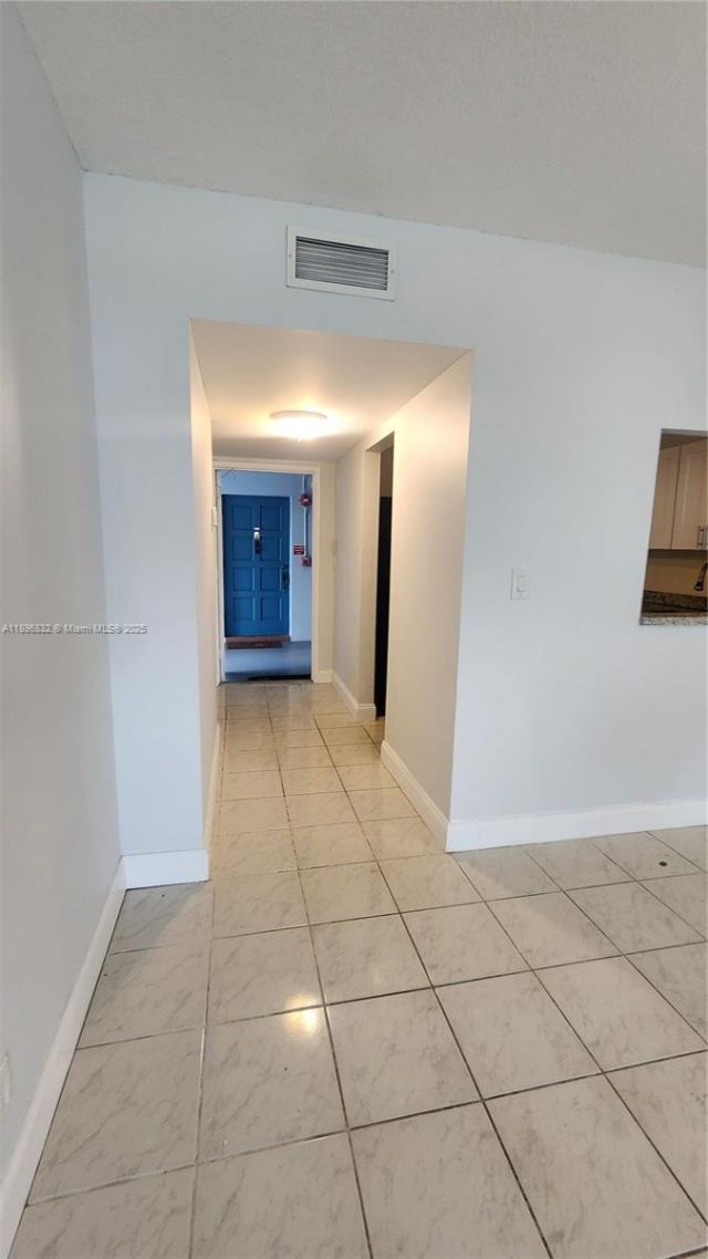 981 Hillcrest Ct, Unit 114, Hollywood, FL 33021 Photo