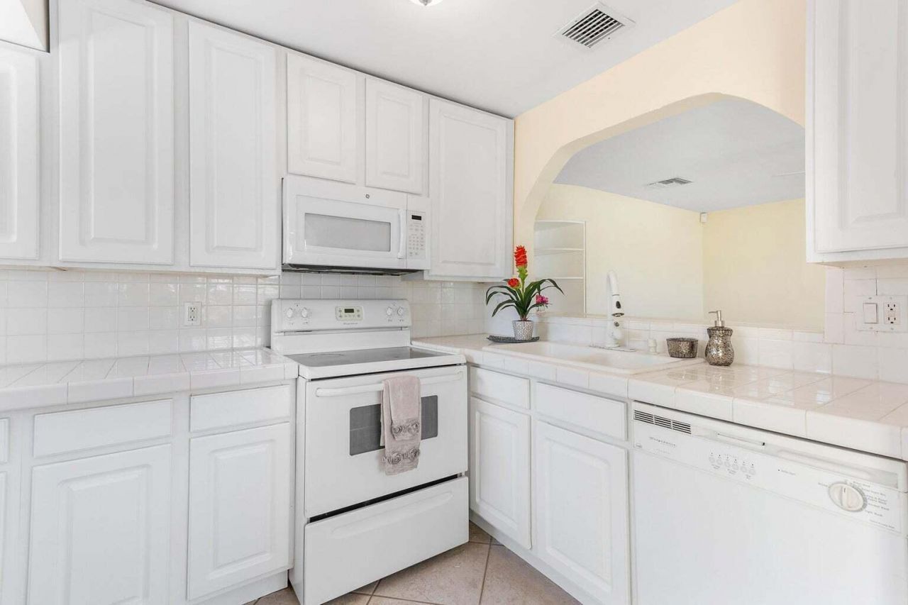 272 NE 13th Street, Delray Beach, FL 33483 Photo