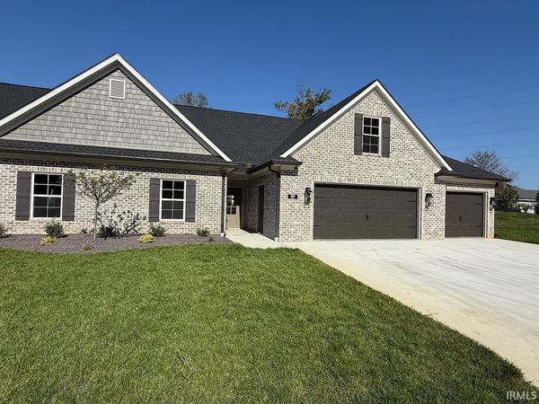 2044 Briar Meadows Drive, Unit 2, Evansville, IN 47711