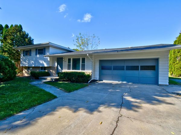 1839 Kingston Drive, Saginaw, MI 48638