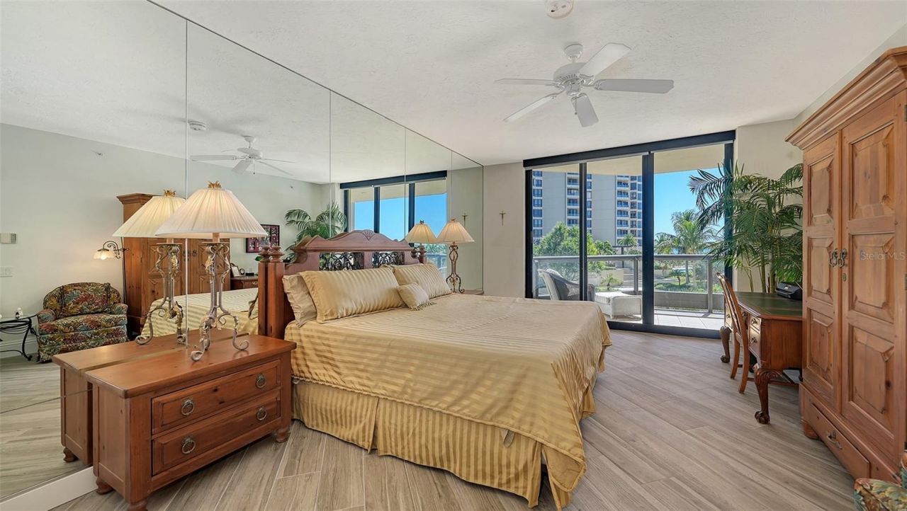 1241 Gulf Of Mexico Drive, Unit 207 S, Longboat Key, FL 34228 Photo