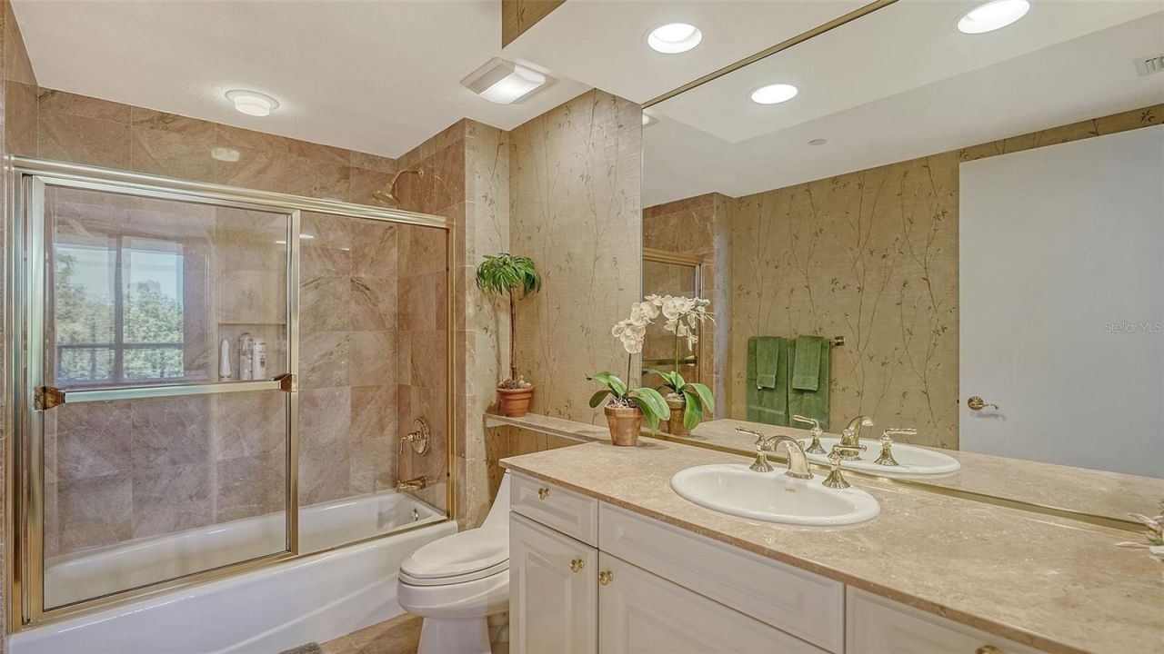 1241 Gulf Of Mexico Drive, Unit 207 S, Longboat Key, FL 34228 Photo