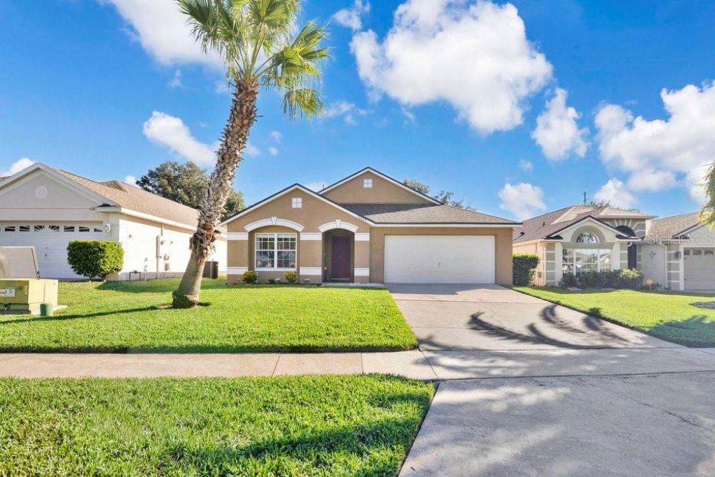 15641 Markham Drive, Clermont, FL 34714 Main Photo