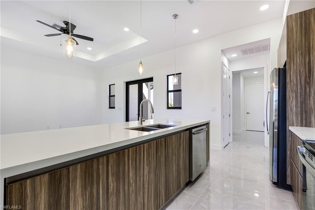 2833 NW 45th Pl, Cape Coral, FL 33993 Photo