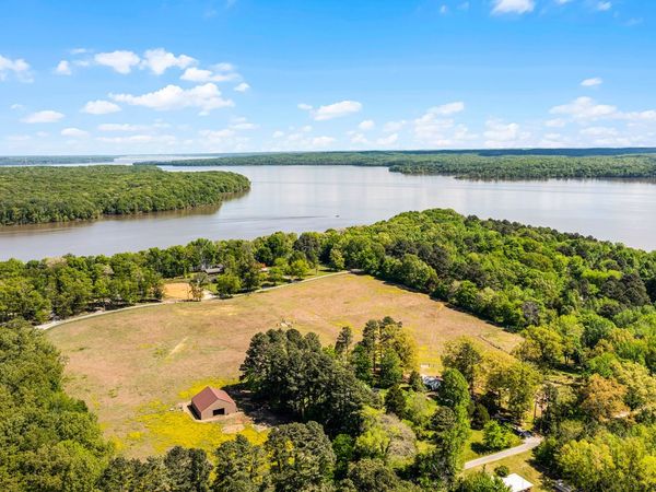 301 Killebrew Rd , Springville, TN 38256