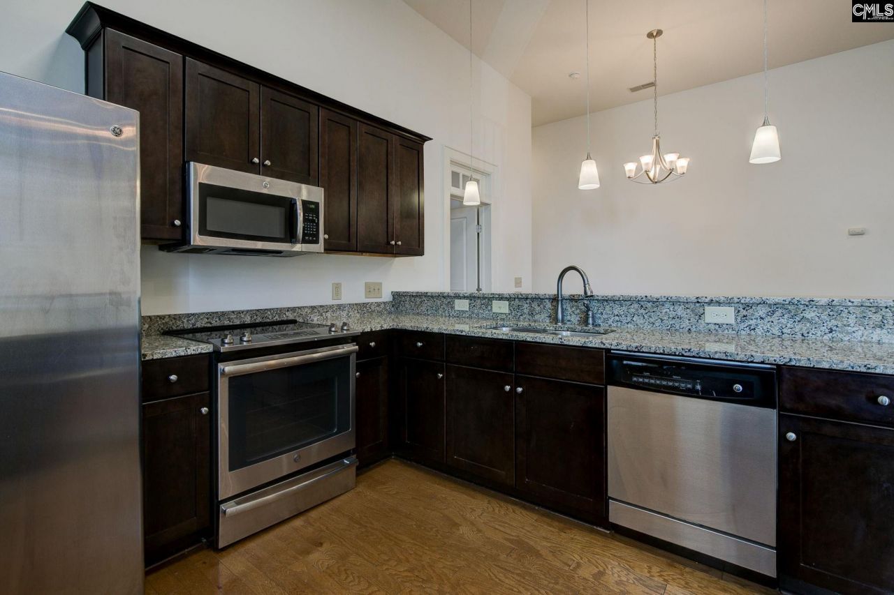 3501 Lyles Street  Photo 11