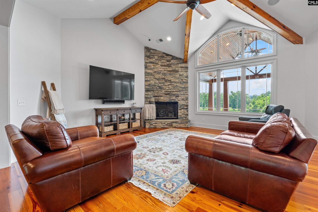 1608 Ridgeway Road Photo 11