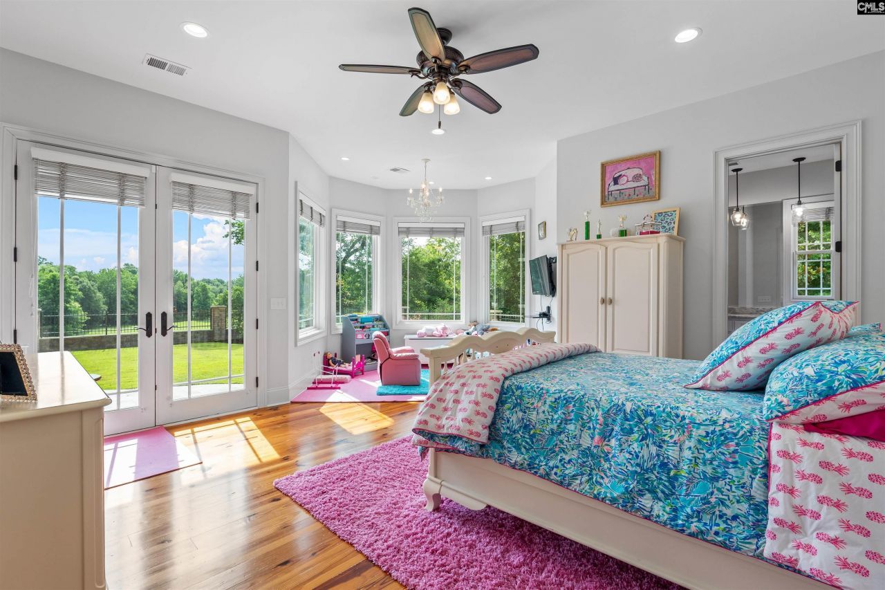 1608 Ridgeway Road Photo 32