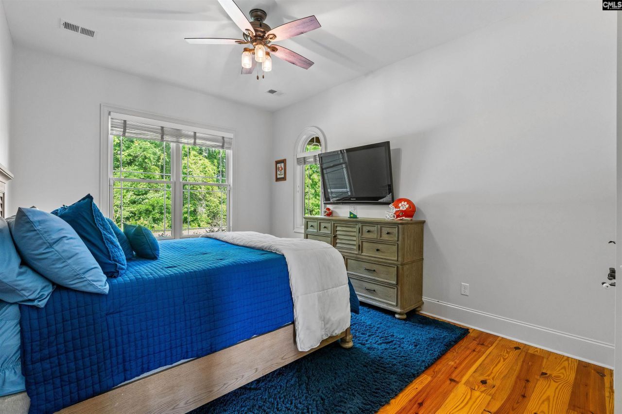 1608 Ridgeway Road Photo 35