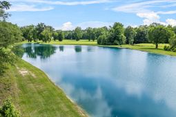 1608 Ridgeway Road photo 4