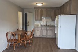 300 47th Ave. S photo 4