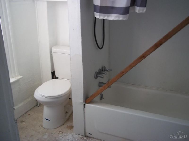1839 Hewitt Avenue, Cincinnati, OH 45207 Photo 8