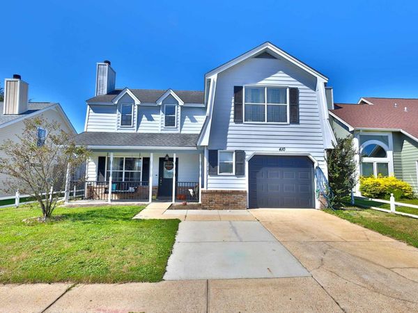 410 Woodland Park Circle, Mary Esther, FL 32569