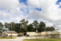 1201 Sox Street photo 4