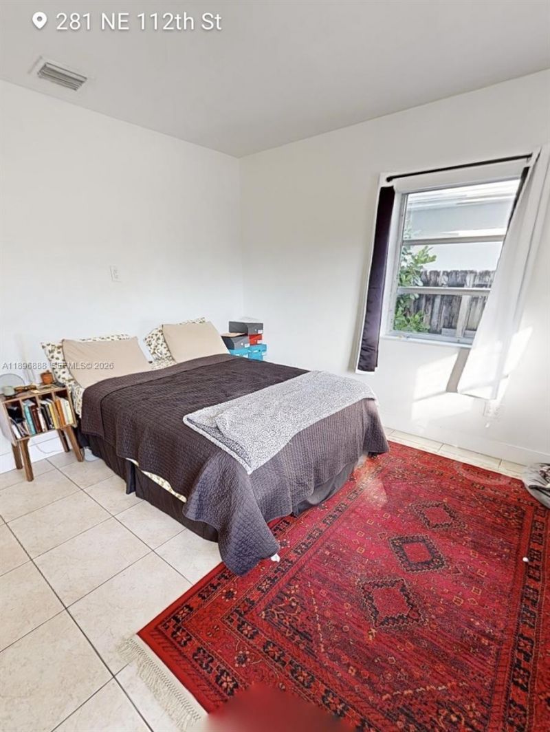 281 NE 112th St, Miami, FL 33161 Photo