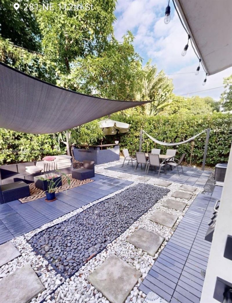 281 NE 112th St, Miami, FL 33161 Photo